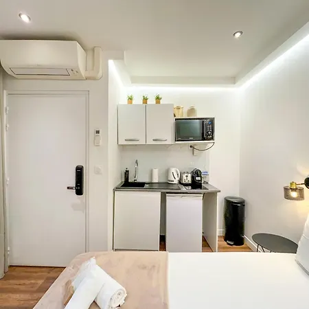 Urbanflat 207 - Beautiful In The Center Of * Париж
