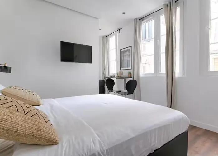 Urbanflat 207 - Beautiful In The Center Of * Paris