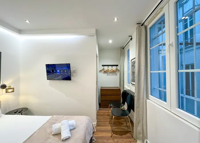Urbanflat 207 - Beautiful In The Center Of