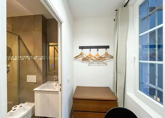 Urbanflat 207 - Beautiful In The Center Of *